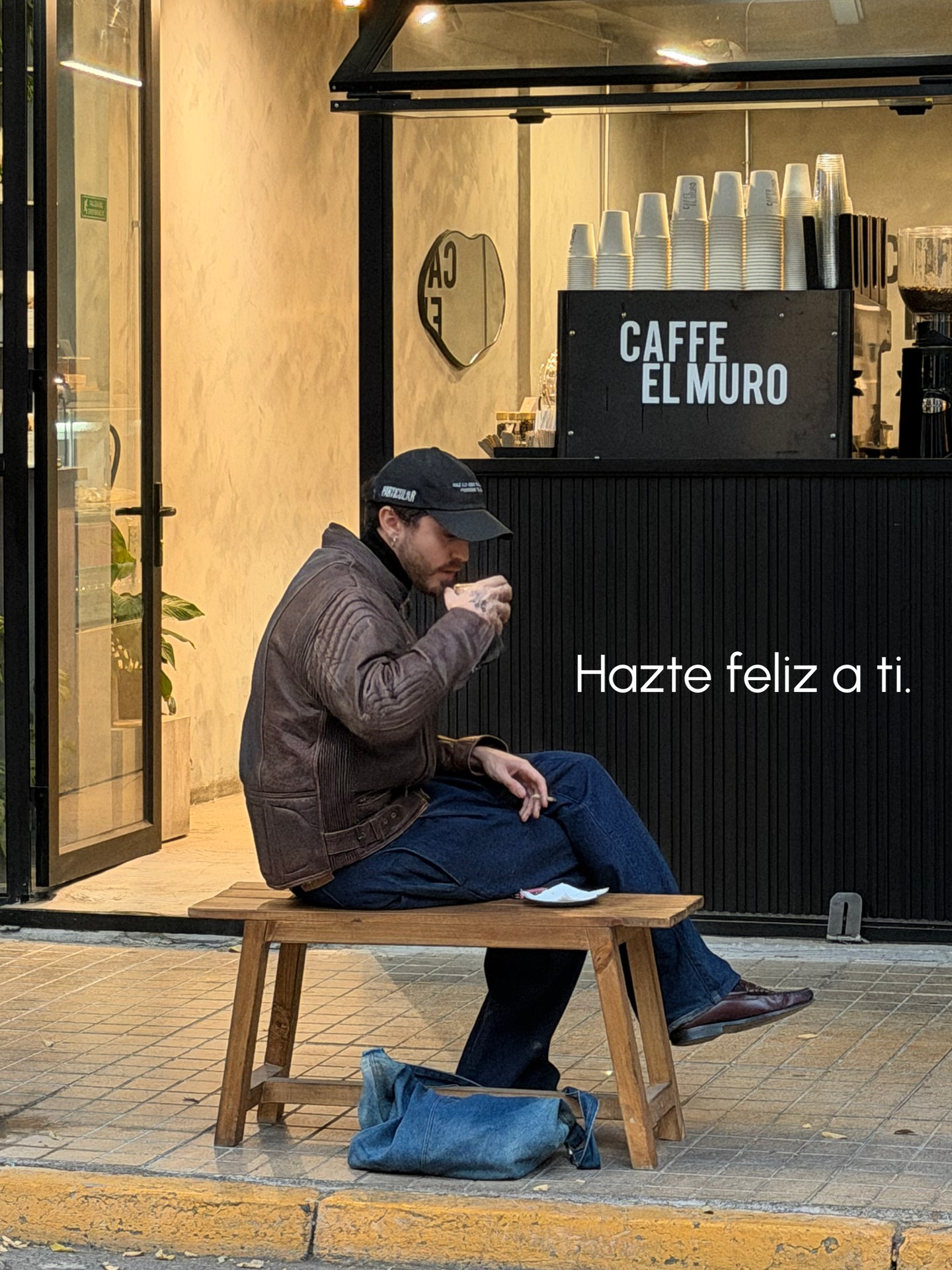 CAFFE EL MURO: local