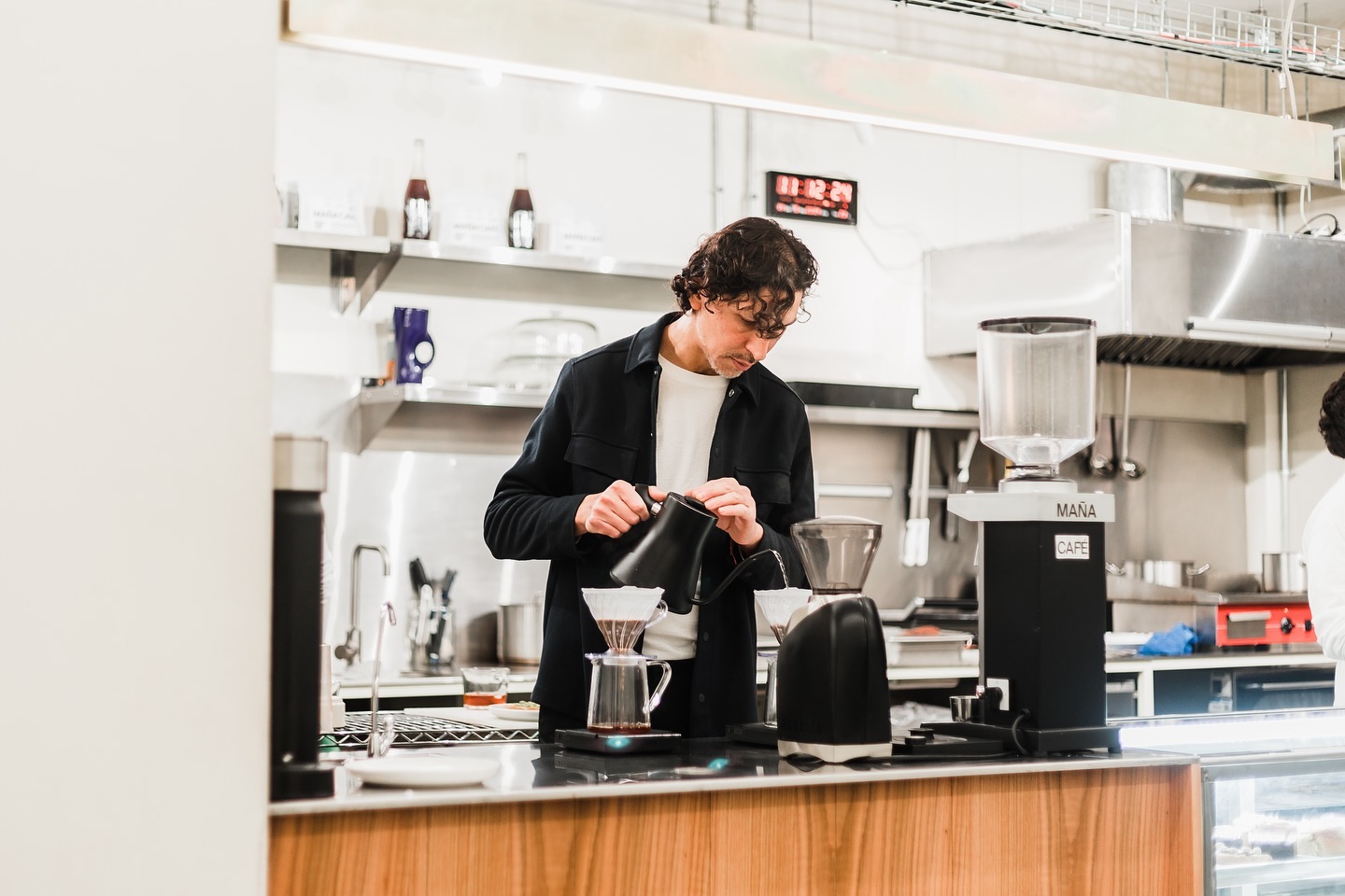 Maña Café: maña barra