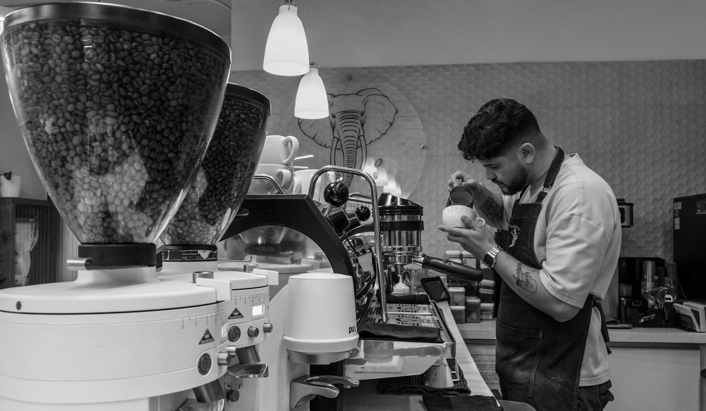 The Elephant Coffee: 35mm